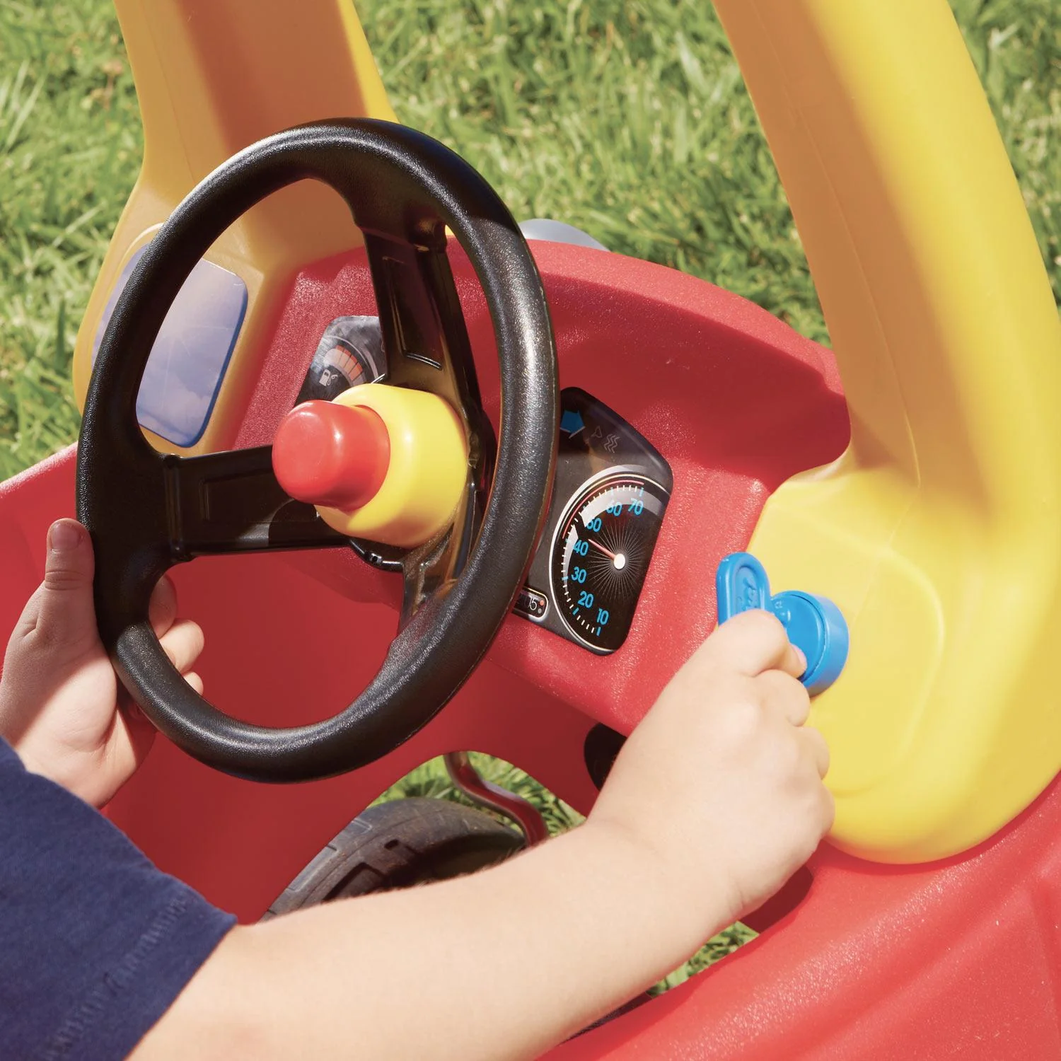 Little Tikes Cozy Coupe - Image 7