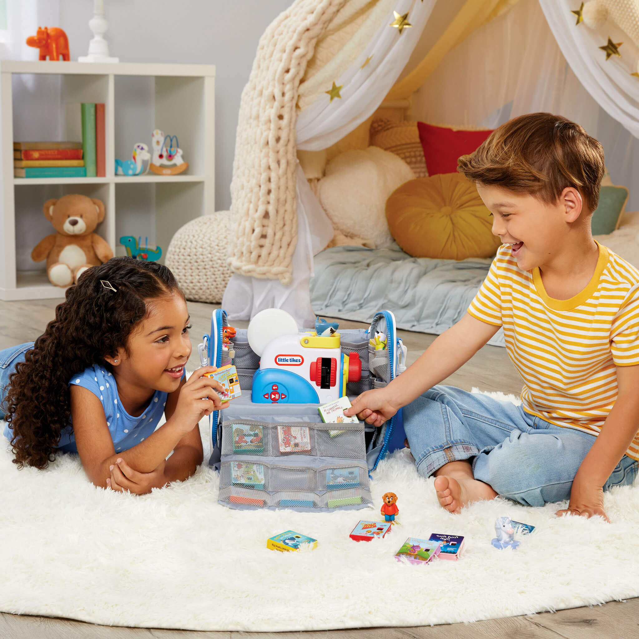 Little Tikes Story Dream Machine Storytime Travel Case - Image 4