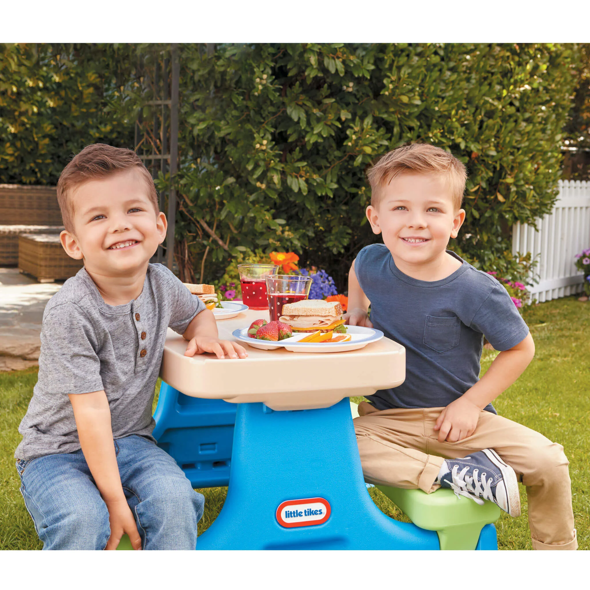 Little Tikes Blue/Green – Easy Store Jr. Play Table with Umbrella - Image 4